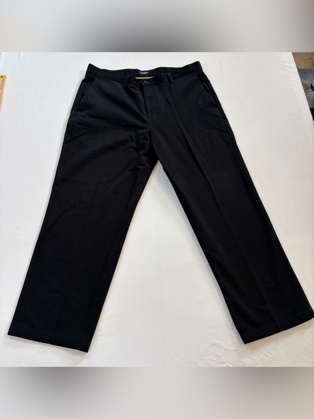 Docker’s Men's 38x29 Black Straight-Leg Pants